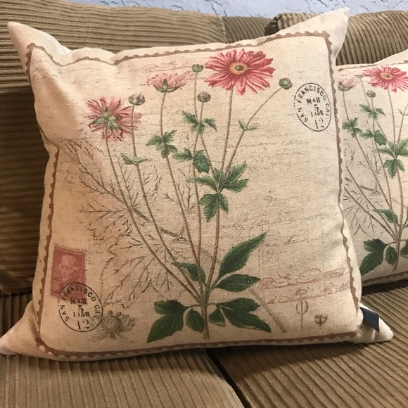 Newport Other - Pair of Wild Flower Newport accent pillows